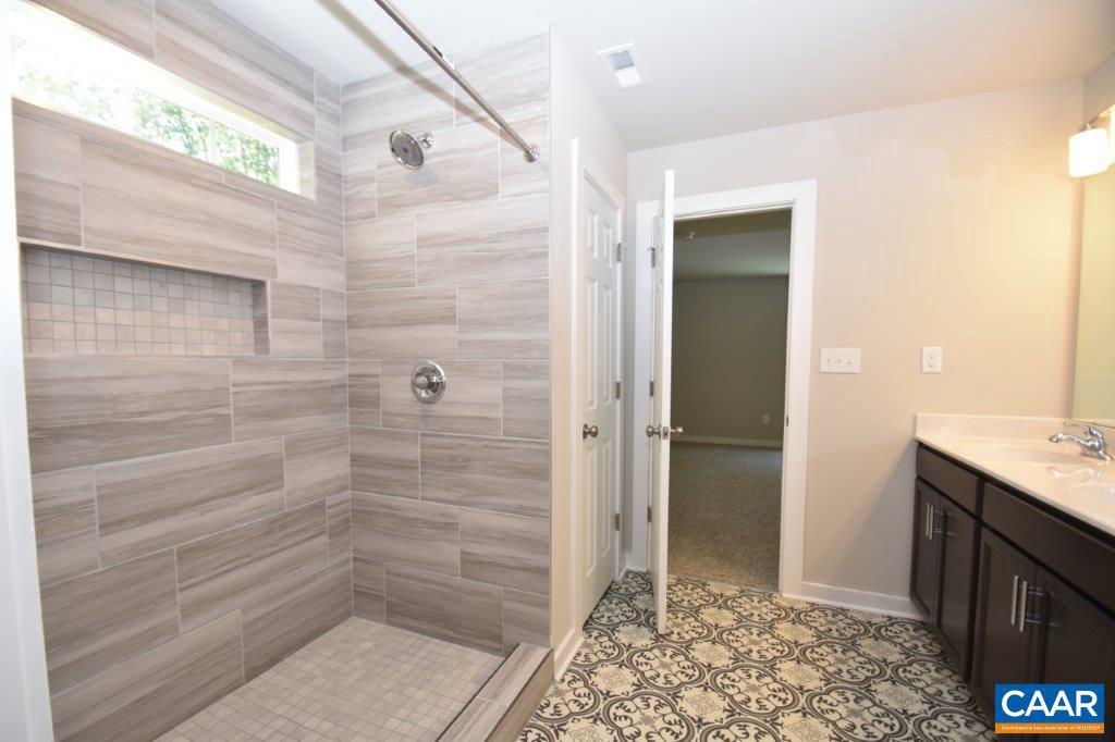 392 BANNISTER TOWN RD, LOUISA, Virginia 23093, 3 Bedrooms Bedrooms, ,2 BathroomsBathrooms,Residential,For sale,392 BANNISTER TOWN RD,667069 MLS # 667069