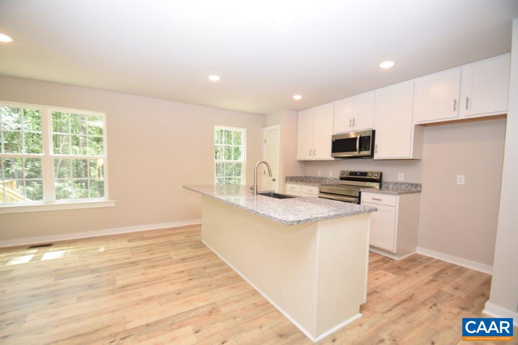 392 BANNISTER TOWN RD, LOUISA, Virginia 23093, 3 Bedrooms Bedrooms, ,2 BathroomsBathrooms,Residential,For sale,392 BANNISTER TOWN RD,667069 MLS # 667069