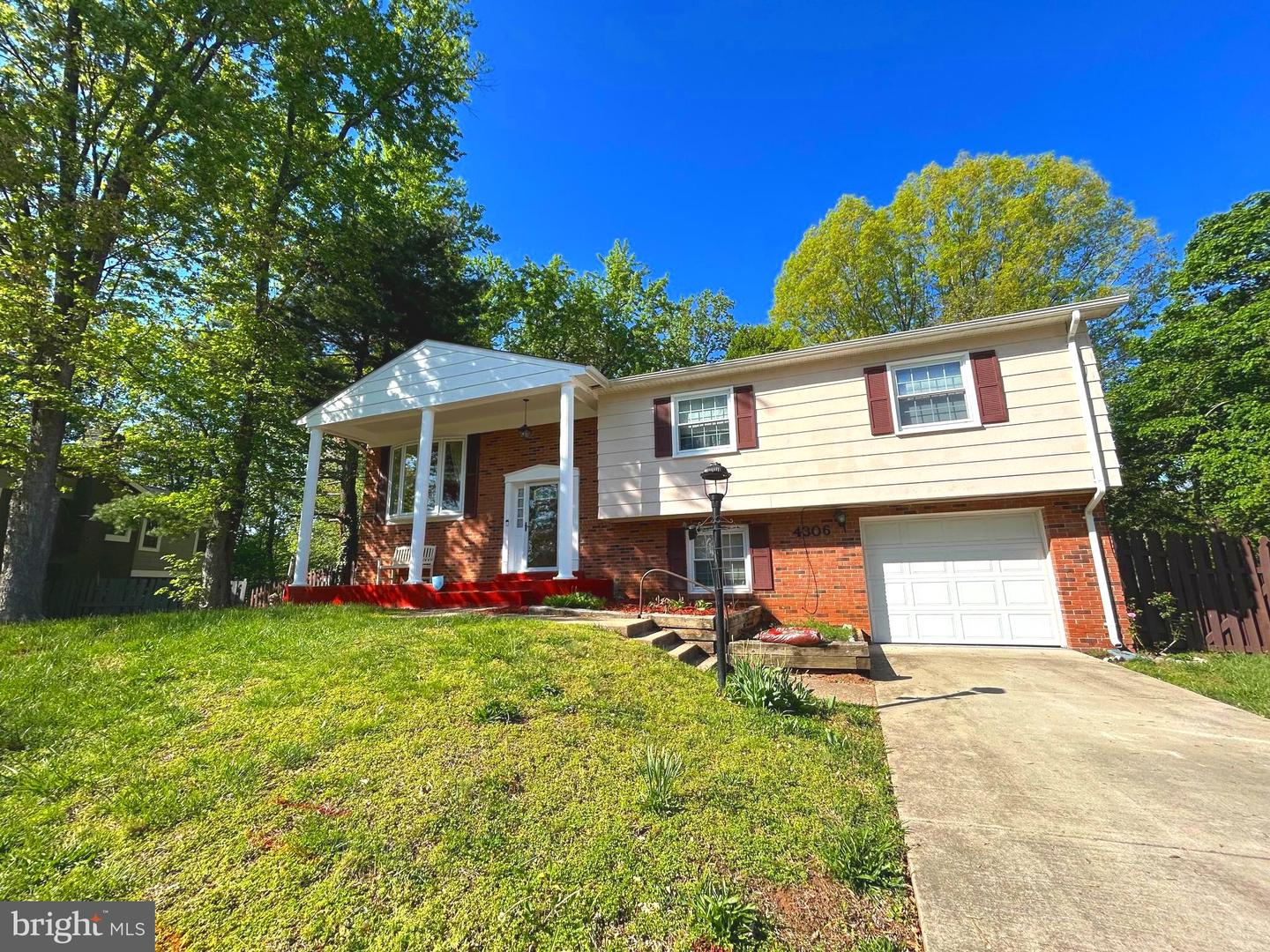 4306 ELDORADO DR, WOODBRIDGE, Virginia 22193, 4 Bedrooms Bedrooms, ,2 BathroomsBathrooms,Residential,For sale,4306 ELDORADO DR,VAPW2091402 MLS # VAPW2091402