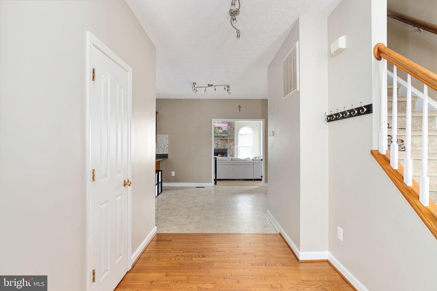 9900 COVENTRY MEADOWS DR, FREDERICKSBURG, Virginia 22408, 4 Bedrooms Bedrooms, ,3 BathroomsBathrooms,Residential,For sale,9900 COVENTRY MEADOWS DR,VASP2033218 MLS # VASP2033218