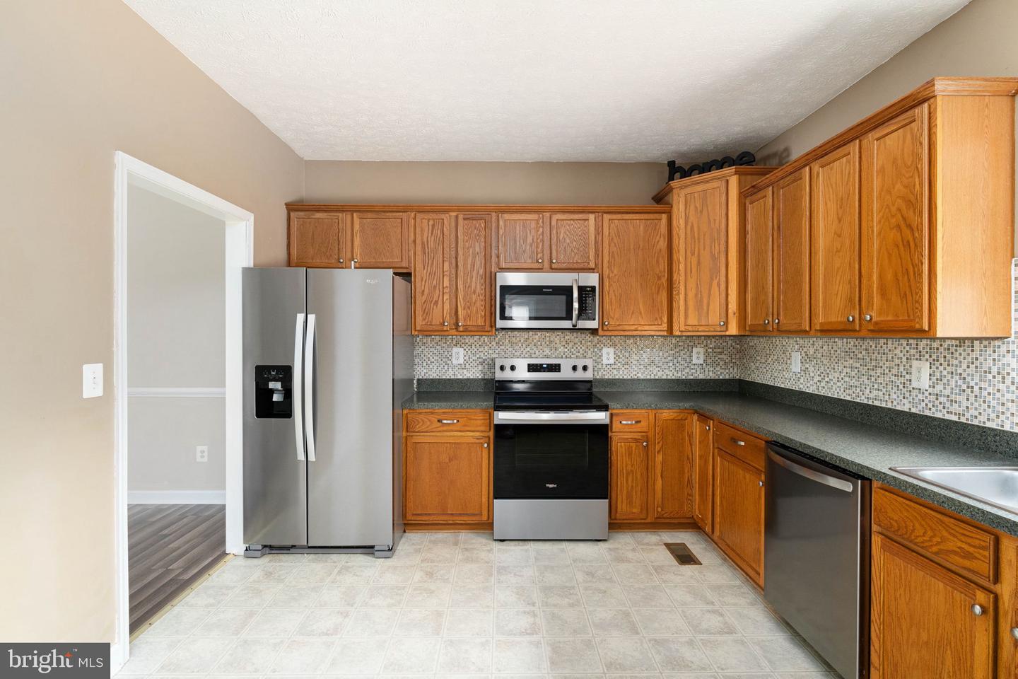 9900 COVENTRY MEADOWS DR, FREDERICKSBURG, Virginia 22408, 4 Bedrooms Bedrooms, ,3 BathroomsBathrooms,Residential,For sale,9900 COVENTRY MEADOWS DR,VASP2033218 MLS # VASP2033218