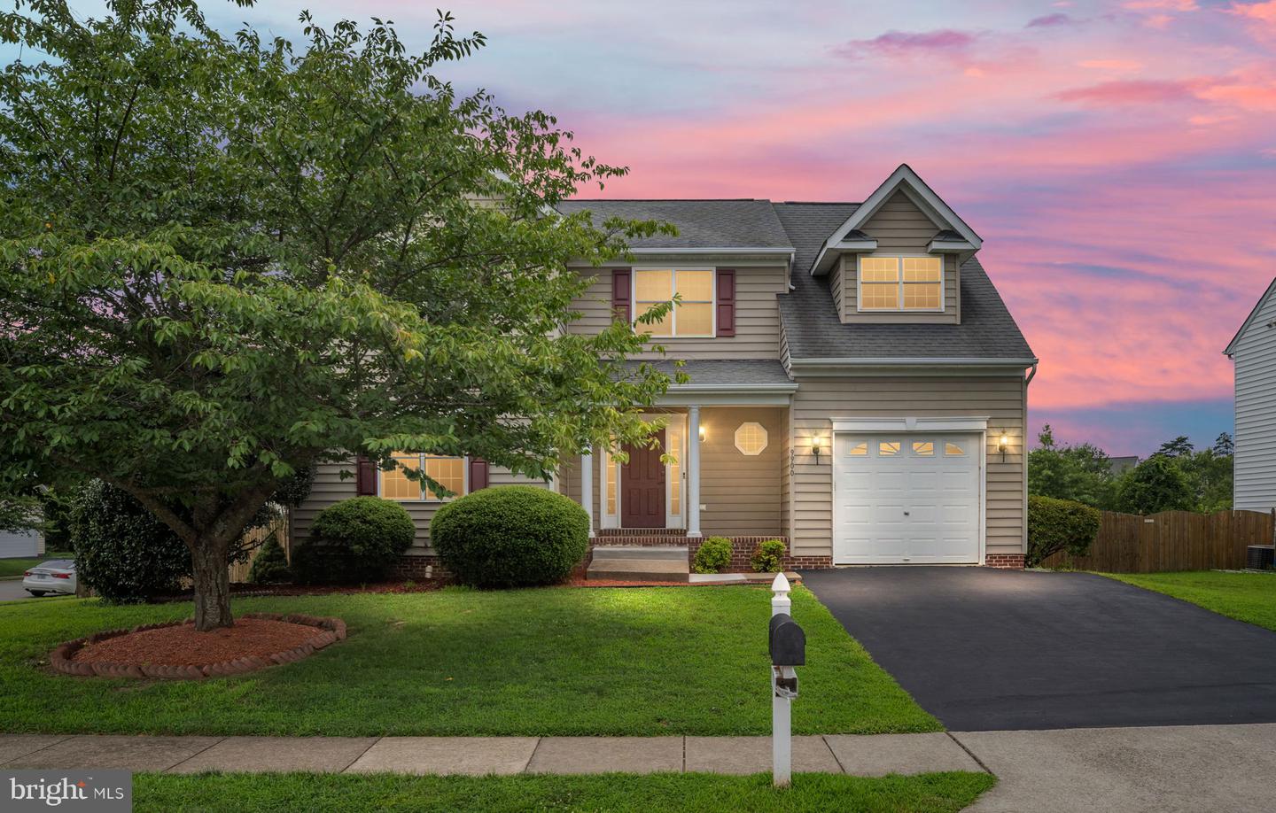 9900 COVENTRY MEADOWS DR, FREDERICKSBURG, Virginia 22408, 4 Bedrooms Bedrooms, ,3 BathroomsBathrooms,Residential,For sale,9900 COVENTRY MEADOWS DR,VASP2033218 MLS # VASP2033218