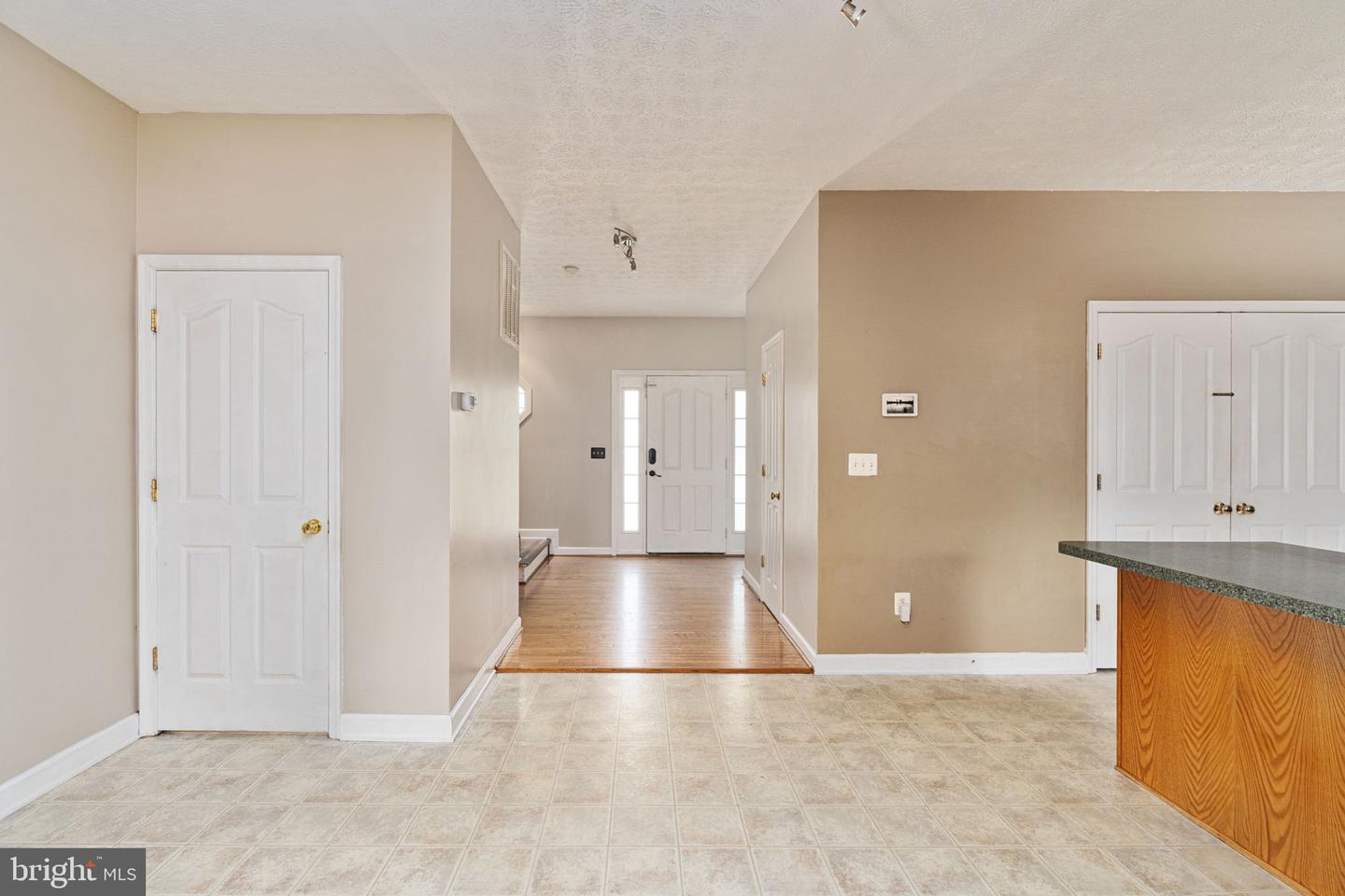 9900 COVENTRY MEADOWS DR, FREDERICKSBURG, Virginia 22408, 4 Bedrooms Bedrooms, ,3 BathroomsBathrooms,Residential,For sale,9900 COVENTRY MEADOWS DR,VASP2033218 MLS # VASP2033218