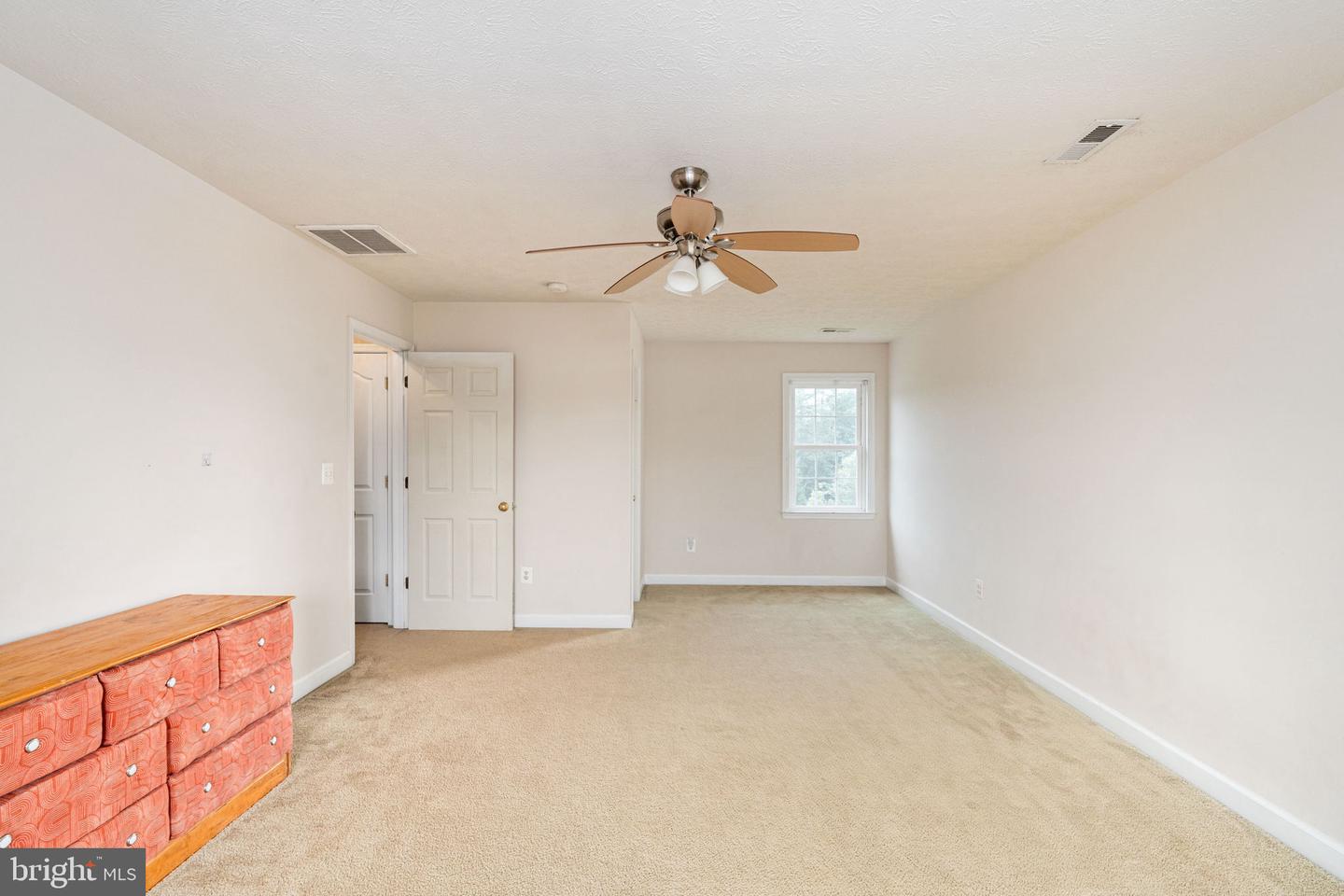 9900 COVENTRY MEADOWS DR, FREDERICKSBURG, Virginia 22408, 4 Bedrooms Bedrooms, ,3 BathroomsBathrooms,Residential,For sale,9900 COVENTRY MEADOWS DR,VASP2033218 MLS # VASP2033218