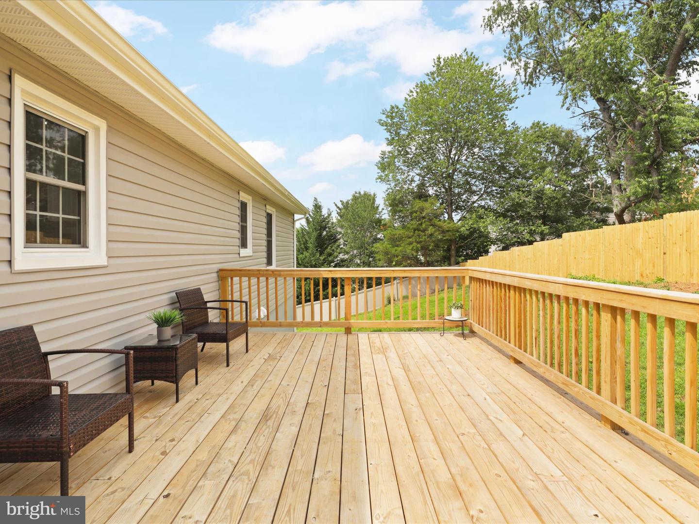 3416 SUNNY VIEW DR, ALEXANDRIA, Virginia 22309, 4 Bedrooms Bedrooms, ,3 BathroomsBathrooms,Residential,For sale,3416 SUNNY VIEW DR,VAFX2242122 MLS # VAFX2242122