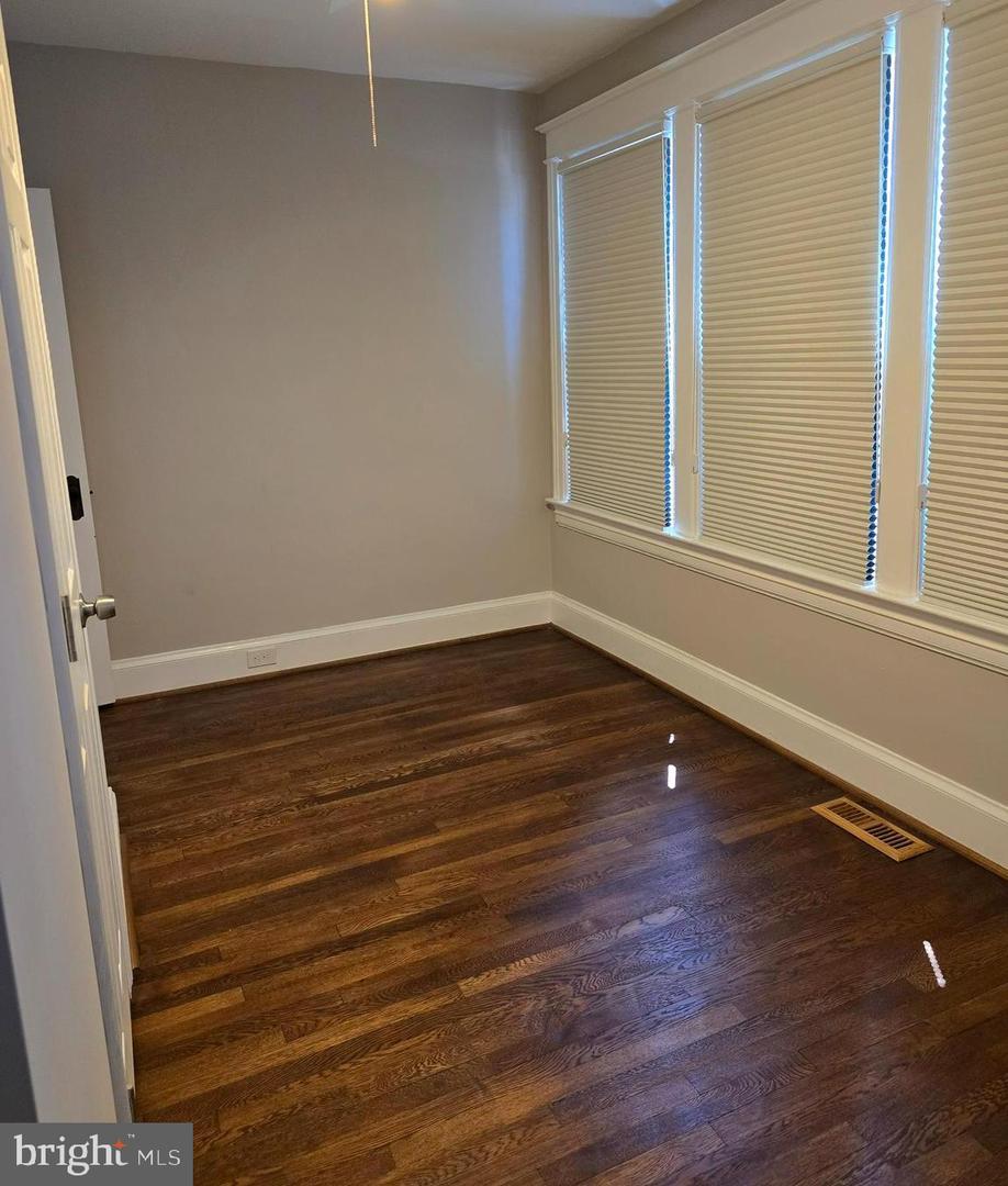 430 NW OGLETHORPE ST NW, WASHINGTON, District Of Columbia 20011, 3 Bedrooms Bedrooms, ,2 BathroomsBathrooms,Residential,For sale,430 NW OGLETHORPE ST NW,DCDC2208670 MLS # DCDC2208670