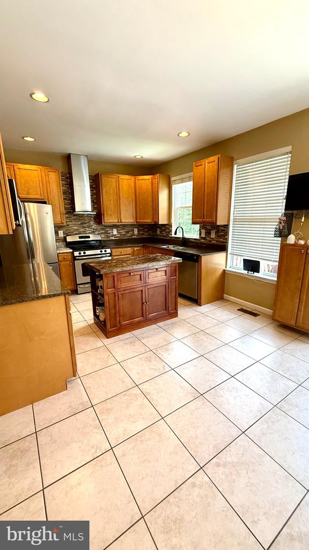 47680 COMER SQ, STERLING, Virginia 20165, 4 Bedrooms Bedrooms, ,3 BathroomsBathrooms,Residential,For sale,47680 COMER SQ,VALO2101530 MLS # VALO2101530