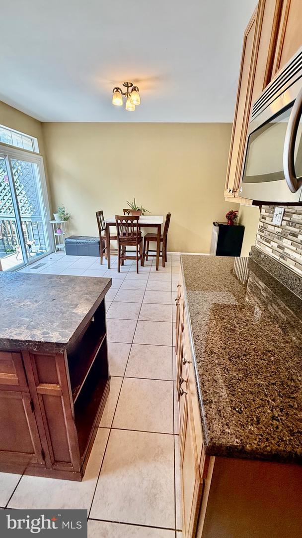 47680 COMER SQ, STERLING, Virginia 20165, 4 Bedrooms Bedrooms, ,3 BathroomsBathrooms,Residential,For sale,47680 COMER SQ,VALO2101530 MLS # VALO2101530