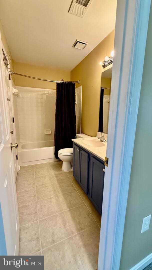 47680 COMER SQ, STERLING, Virginia 20165, 4 Bedrooms Bedrooms, ,3 BathroomsBathrooms,Residential,For sale,47680 COMER SQ,VALO2101530 MLS # VALO2101530