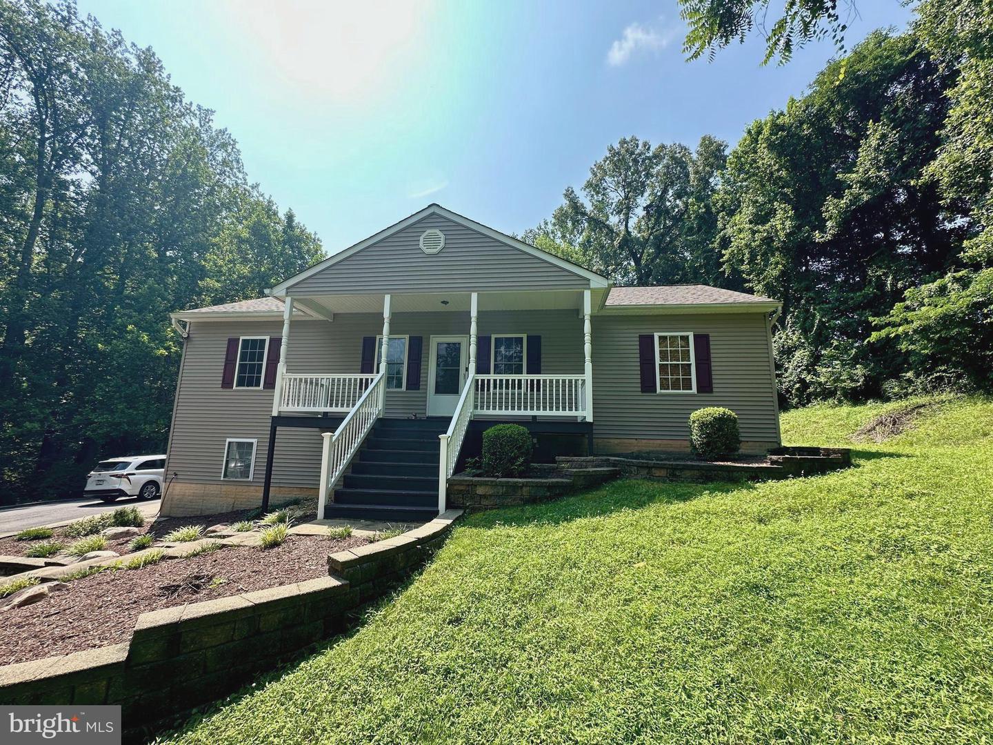 30 CHELSEA MANOR LN, STAFFORD, Virginia 22554, 3 Bedrooms Bedrooms, ,3 BathroomsBathrooms,Residential,For sale,30 CHELSEA MANOR LN,VAST2040894 MLS # VAST2040894