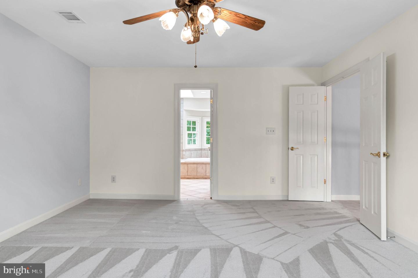 16659 MALORY CT, DUMFRIES, Virginia 22025, 4 Bedrooms Bedrooms, ,4 BathroomsBathrooms,Residential,For sale,16659 MALORY CT,VAPW2099478 MLS # VAPW2099478