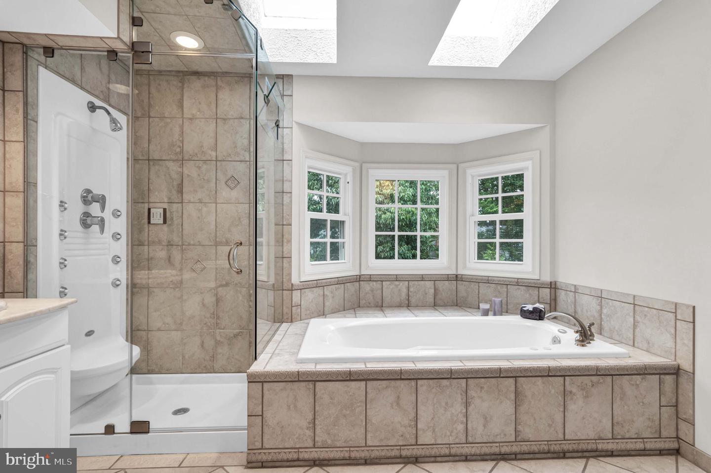 16659 MALORY CT, DUMFRIES, Virginia 22025, 4 Bedrooms Bedrooms, ,4 BathroomsBathrooms,Residential,For sale,16659 MALORY CT,VAPW2099478 MLS # VAPW2099478