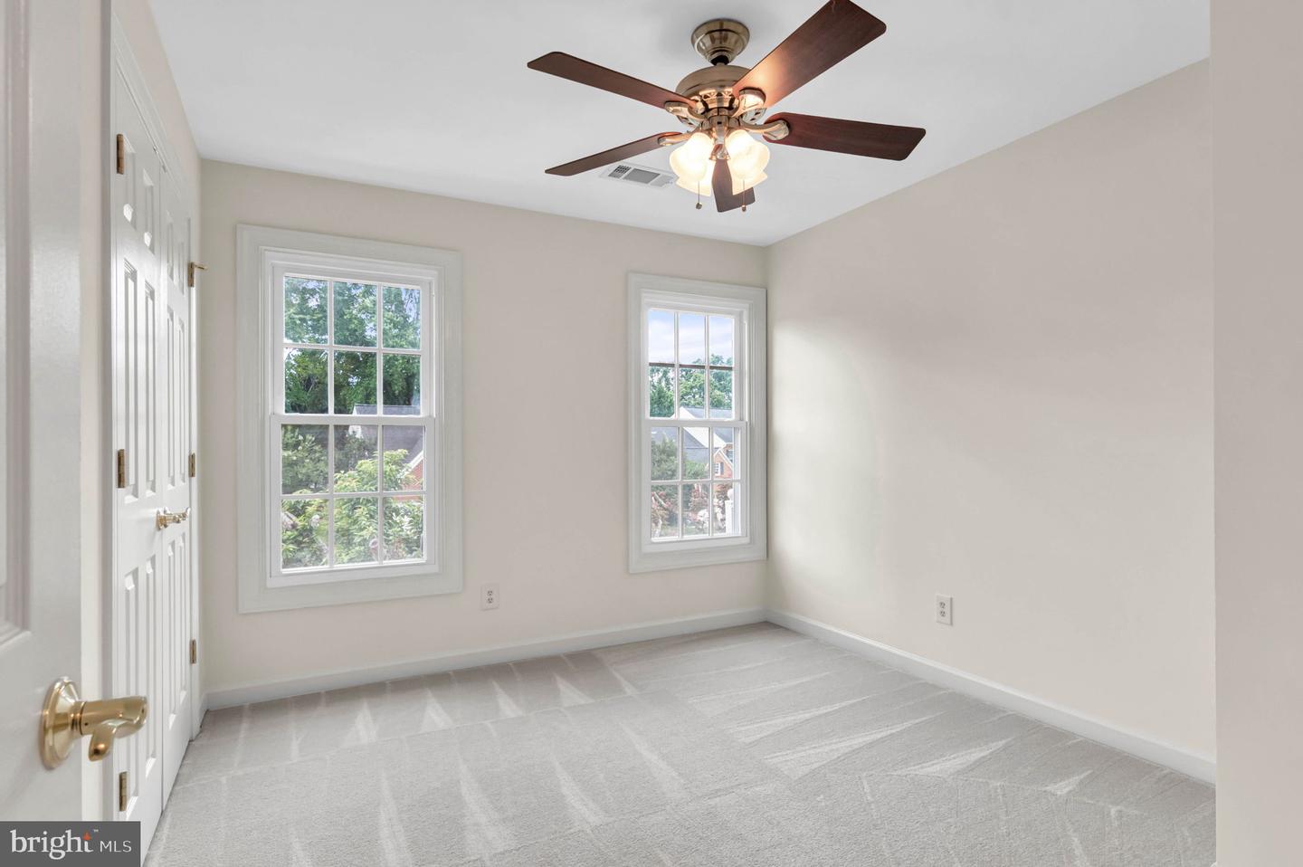 16659 MALORY CT, DUMFRIES, Virginia 22025, 4 Bedrooms Bedrooms, ,4 BathroomsBathrooms,Residential,For sale,16659 MALORY CT,VAPW2099478 MLS # VAPW2099478