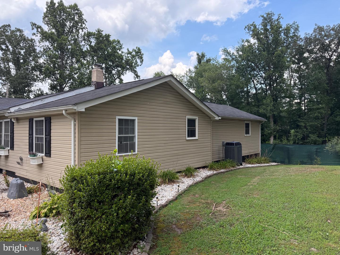 8029 FLIPPO DR, FREDERICKSBURG, Virginia 22408, 3 Bedrooms Bedrooms, ,2 BathroomsBathrooms,Residential,For sale,8029 FLIPPO DR,VASP2034812 MLS # VASP2034812