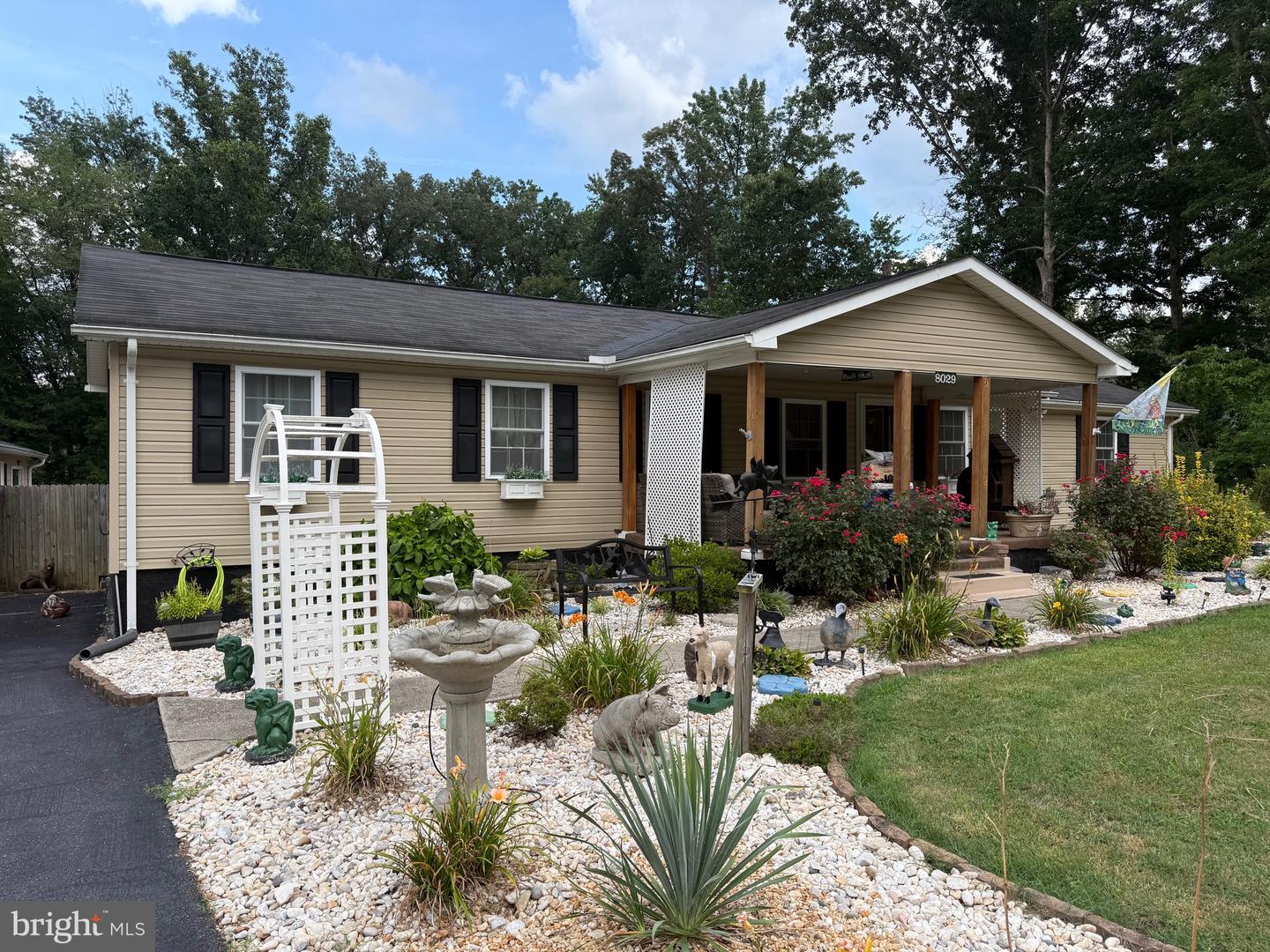 8029 FLIPPO DR, FREDERICKSBURG, Virginia 22408, 3 Bedrooms Bedrooms, ,2 BathroomsBathrooms,Residential,For sale,8029 FLIPPO DR,VASP2034812 MLS # VASP2034812
