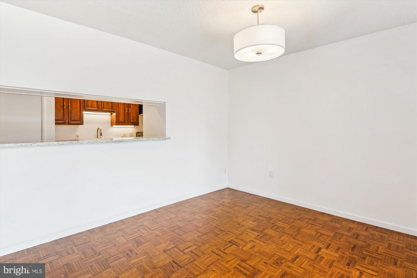 2555 PENNSYLVANIA AVE NW #816, WASHINGTON, District Of Columbia 20037, 1 Bedroom Bedrooms, ,1 BathroomBathrooms,Residential,For sale,2555 PENNSYLVANIA AVE NW #816,DCDC2211190 MLS # DCDC2211190