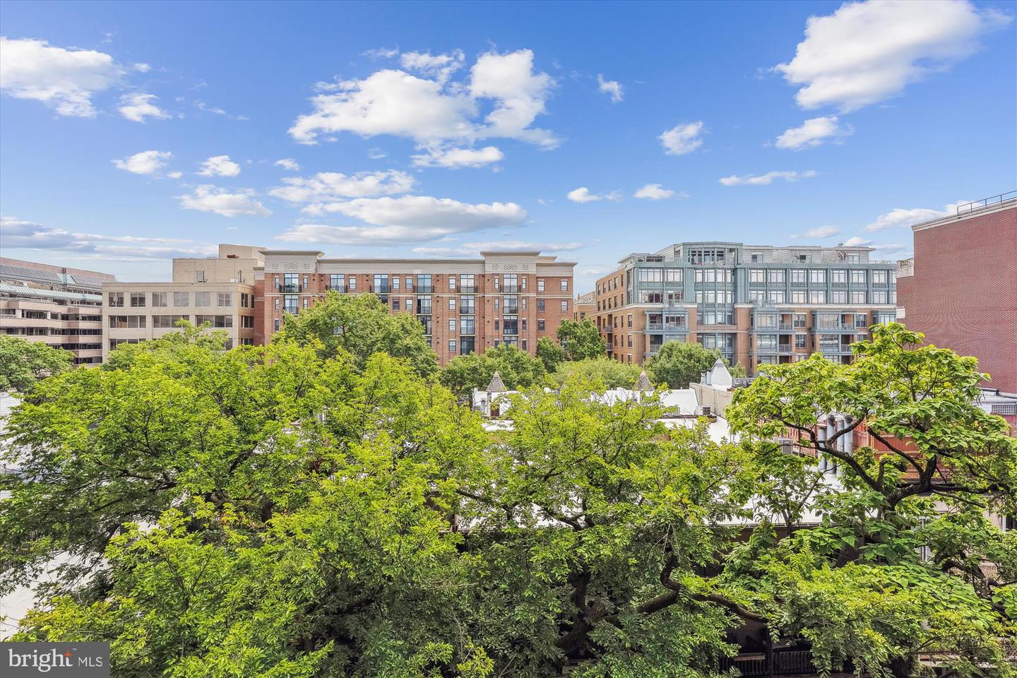 2555 PENNSYLVANIA AVE NW #816, WASHINGTON, District Of Columbia 20037, 1 Bedroom Bedrooms, ,1 BathroomBathrooms,Residential,For sale,2555 PENNSYLVANIA AVE NW #816,DCDC2211190 MLS # DCDC2211190
