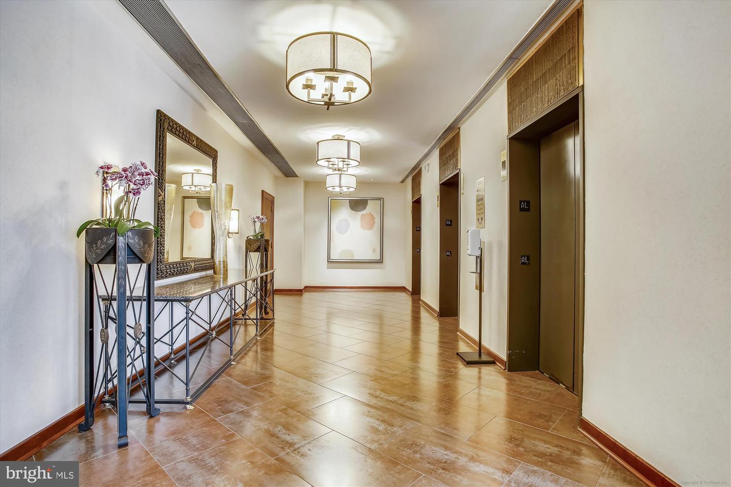 2555 PENNSYLVANIA AVE NW #816, WASHINGTON, District Of Columbia 20037, 1 Bedroom Bedrooms, ,1 BathroomBathrooms,Residential,For sale,2555 PENNSYLVANIA AVE NW #816,DCDC2211190 MLS # DCDC2211190