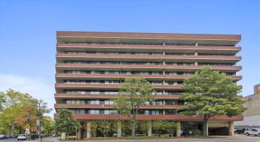 2555 PENNSYLVANIA AVE NW #816, WASHINGTON, District Of Columbia 20037, 1 Bedroom Bedrooms, ,1 BathroomBathrooms,Residential,For sale,2555 PENNSYLVANIA AVE NW #816,DCDC2211190 MLS # DCDC2211190