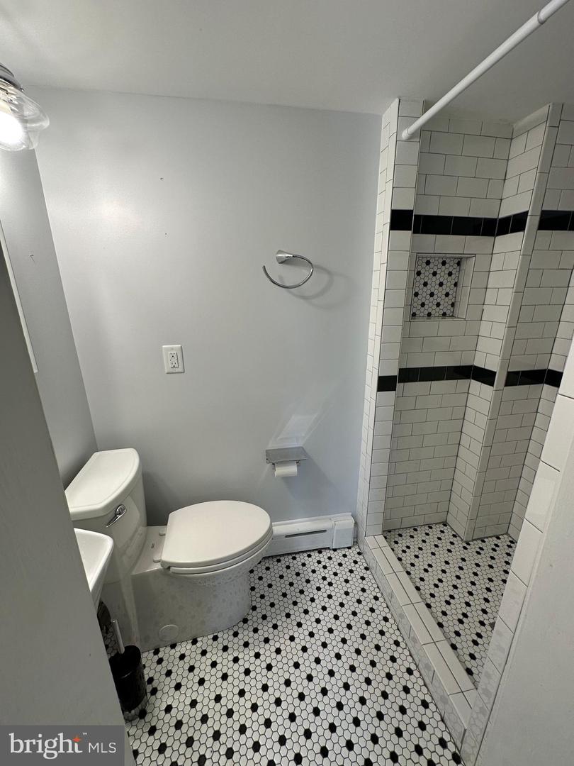422 MECHANIC ST, LURAY, Virginia 22835, 3 Bedrooms Bedrooms, ,2 BathroomsBathrooms,Residential,For sale,422 MECHANIC ST,VAPA2005152 MLS # VAPA2005152