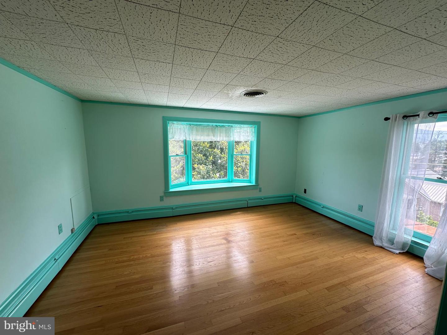 422 MECHANIC ST, LURAY, Virginia 22835, 3 Bedrooms Bedrooms, ,2 BathroomsBathrooms,Residential,For sale,422 MECHANIC ST,VAPA2005152 MLS # VAPA2005152