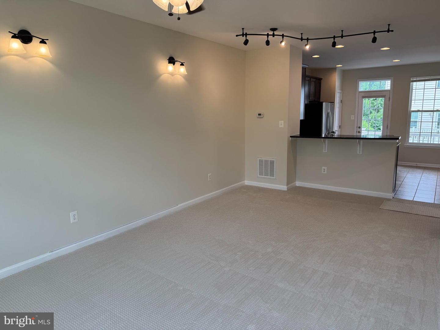 14036 CANNONDALE WAY, GAINESVILLE, Virginia 20155, 2 Bedrooms Bedrooms, ,2 BathroomsBathrooms,Residential,For sale,14036 CANNONDALE WAY,VAPW2099732 MLS # VAPW2099732
