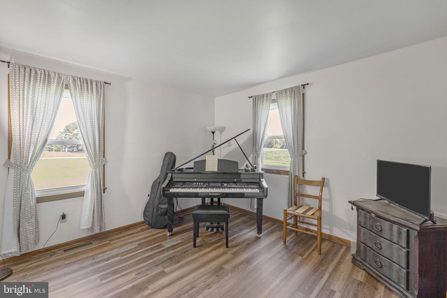 6628 OAK PARK RD, OAKPARK, Virginia 22730, 4 Bedrooms Bedrooms, ,3 BathroomsBathrooms,Residential,For sale,6628 OAK PARK RD,VAMA2002328 MLS # VAMA2002328