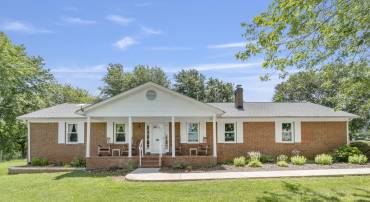 6628 OAK PARK RD, OAKPARK, Virginia 22730, 4 Bedrooms Bedrooms, ,3 BathroomsBathrooms,Residential,For sale,6628 OAK PARK RD,VAMA2002328 MLS # VAMA2002328