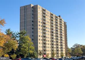 2500 N VAN DORN ST #406, ALEXANDRIA, Virginia 22302, 1 Bedroom Bedrooms, ,1 BathroomBathrooms,Residential,For sale,2500 N VAN DORN ST #406,VAAX2047784 MLS # VAAX2047784