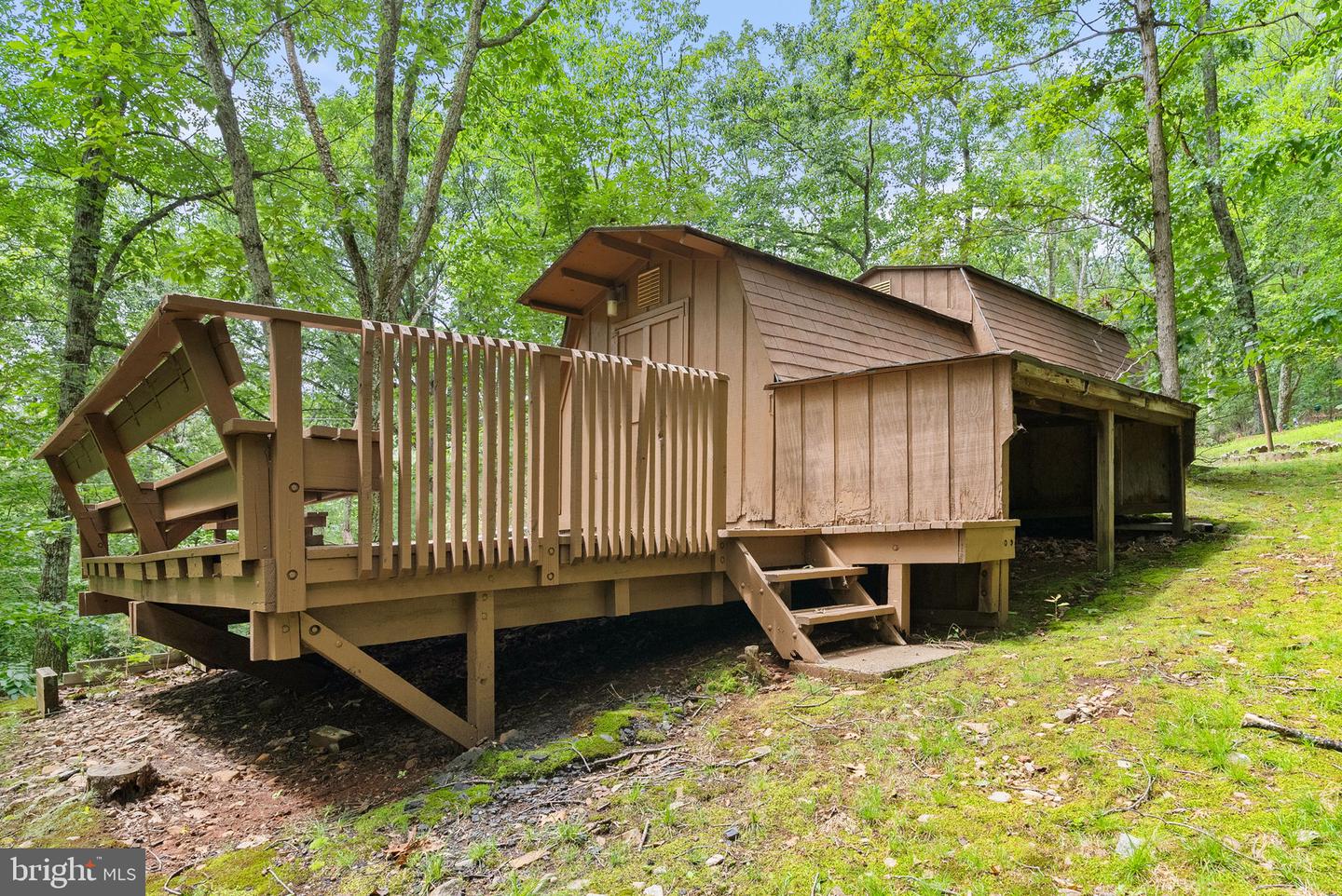 5168 SANDY STONE LN, BROAD RUN, Virginia 20137, 4 Bedrooms Bedrooms, ,2 BathroomsBathrooms,Residential,For sale,5168 SANDY STONE LN,VAFQ2017592 MLS # VAFQ2017592