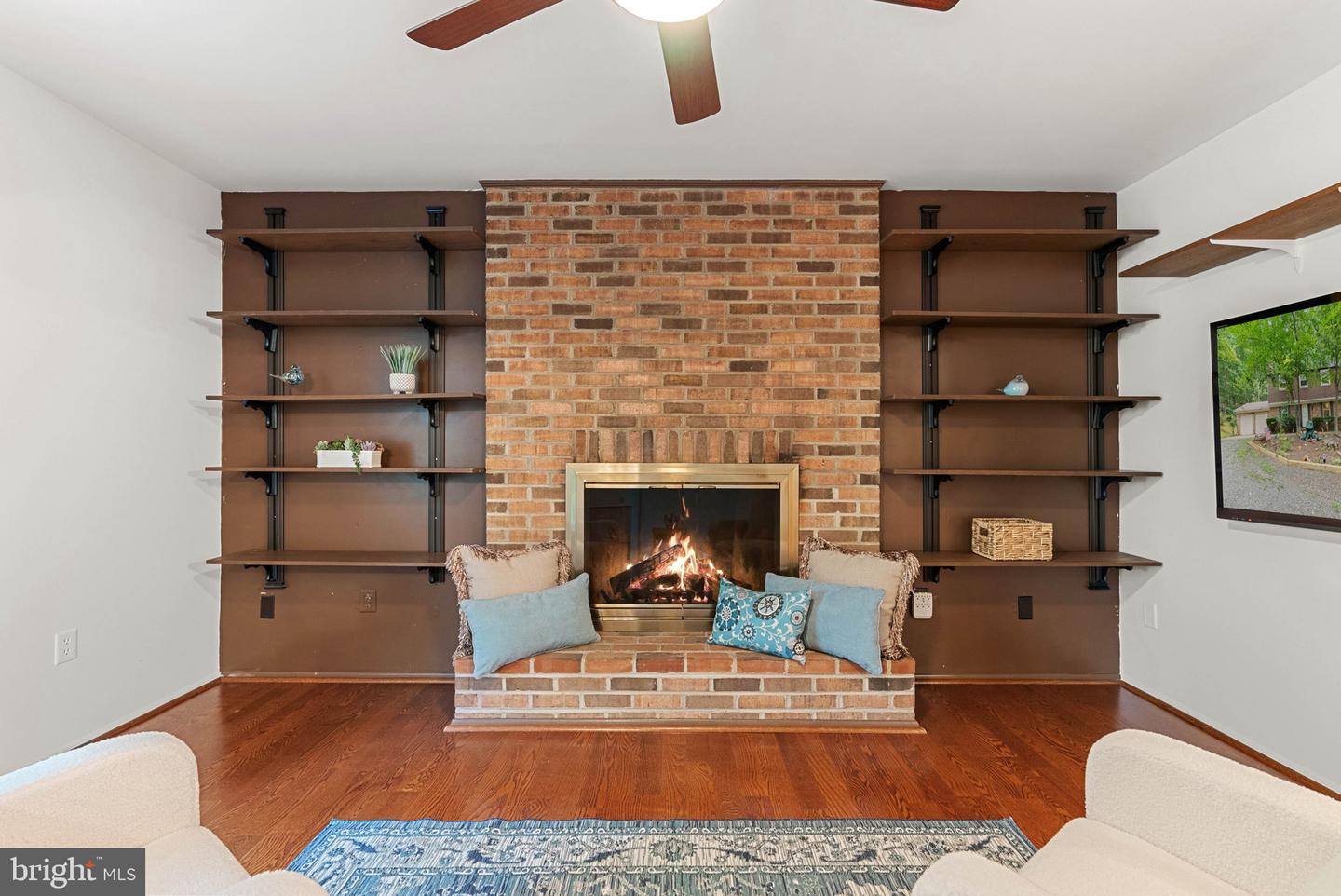 5168 SANDY STONE LN, BROAD RUN, Virginia 20137, 4 Bedrooms Bedrooms, ,2 BathroomsBathrooms,Residential,For sale,5168 SANDY STONE LN,VAFQ2017592 MLS # VAFQ2017592