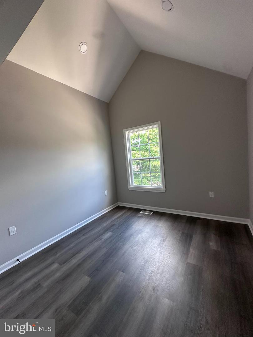 43997 NEEDMORE CT, ASHBURN, Virginia 20147, 6 Bedrooms Bedrooms, ,3 BathroomsBathrooms,Residential,For sale,43997 NEEDMORE CT,VALO2095628 MLS # VALO2095628