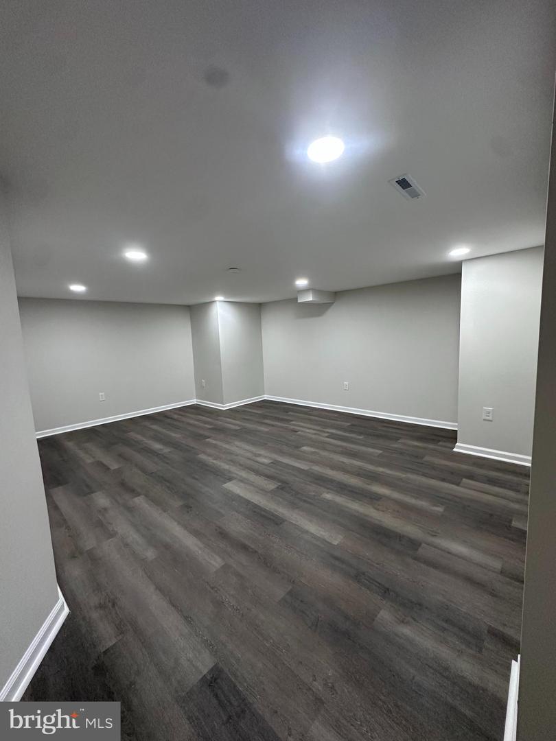 43997 NEEDMORE CT, ASHBURN, Virginia 20147, 6 Bedrooms Bedrooms, ,3 BathroomsBathrooms,Residential,For sale,43997 NEEDMORE CT,VALO2095628 MLS # VALO2095628