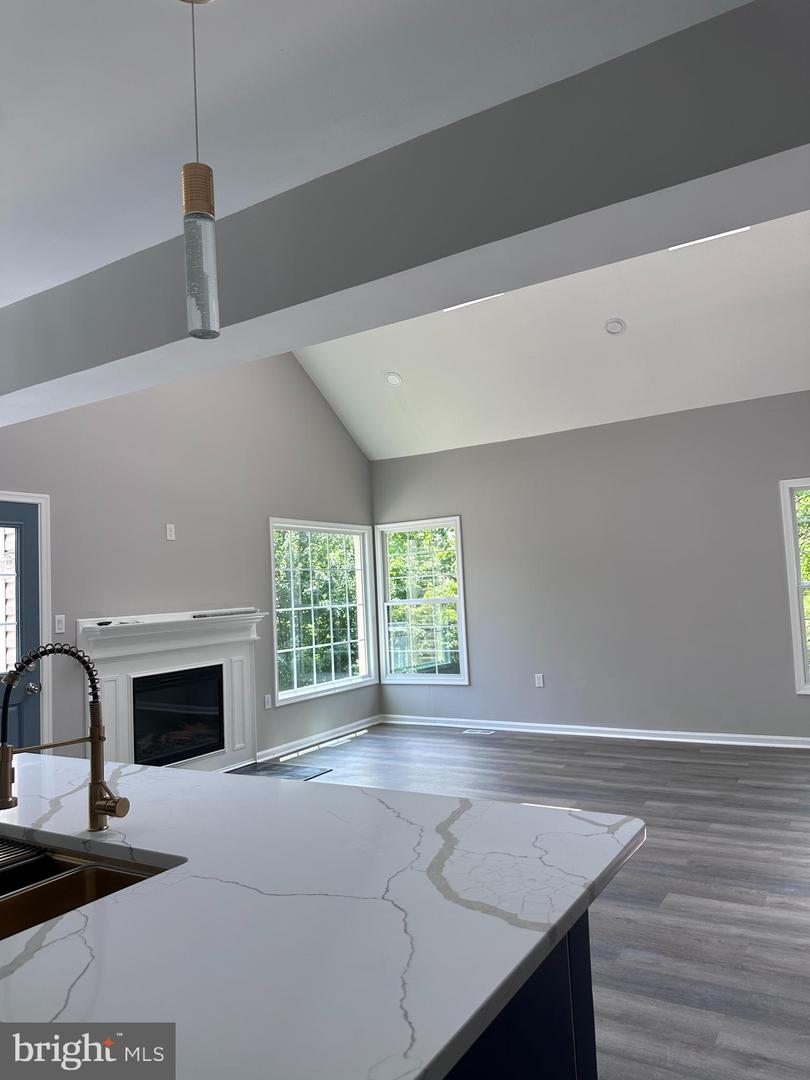 43997 NEEDMORE CT, ASHBURN, Virginia 20147, 6 Bedrooms Bedrooms, ,3 BathroomsBathrooms,Residential,For sale,43997 NEEDMORE CT,VALO2095628 MLS # VALO2095628
