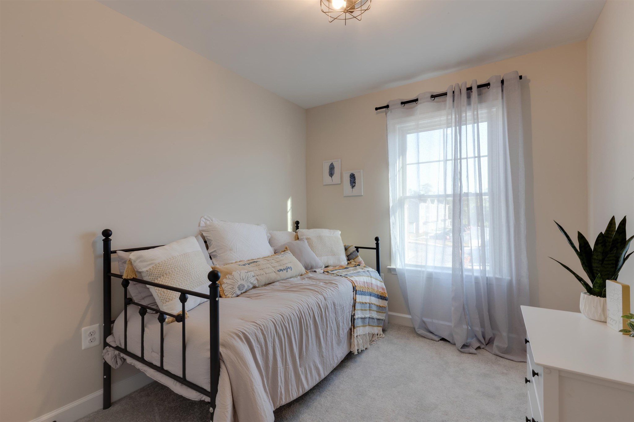 1317 DERBY DR, ROCKINGHAM, Virginia 22801, 3 Bedrooms Bedrooms, ,2 BathroomsBathrooms,Residential,1317 DERBY DR,667082 MLS # 667082