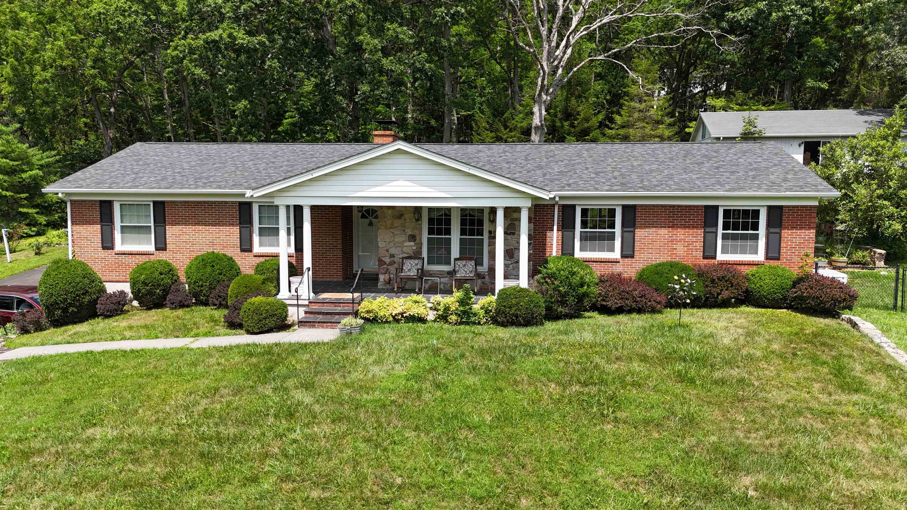 55 ROSELOE LN, HOT SPRINGS, Virginia 24445, 3 Bedrooms Bedrooms, ,2 BathroomsBathrooms,Residential,55 ROSELOE LN,667083 MLS # 667083