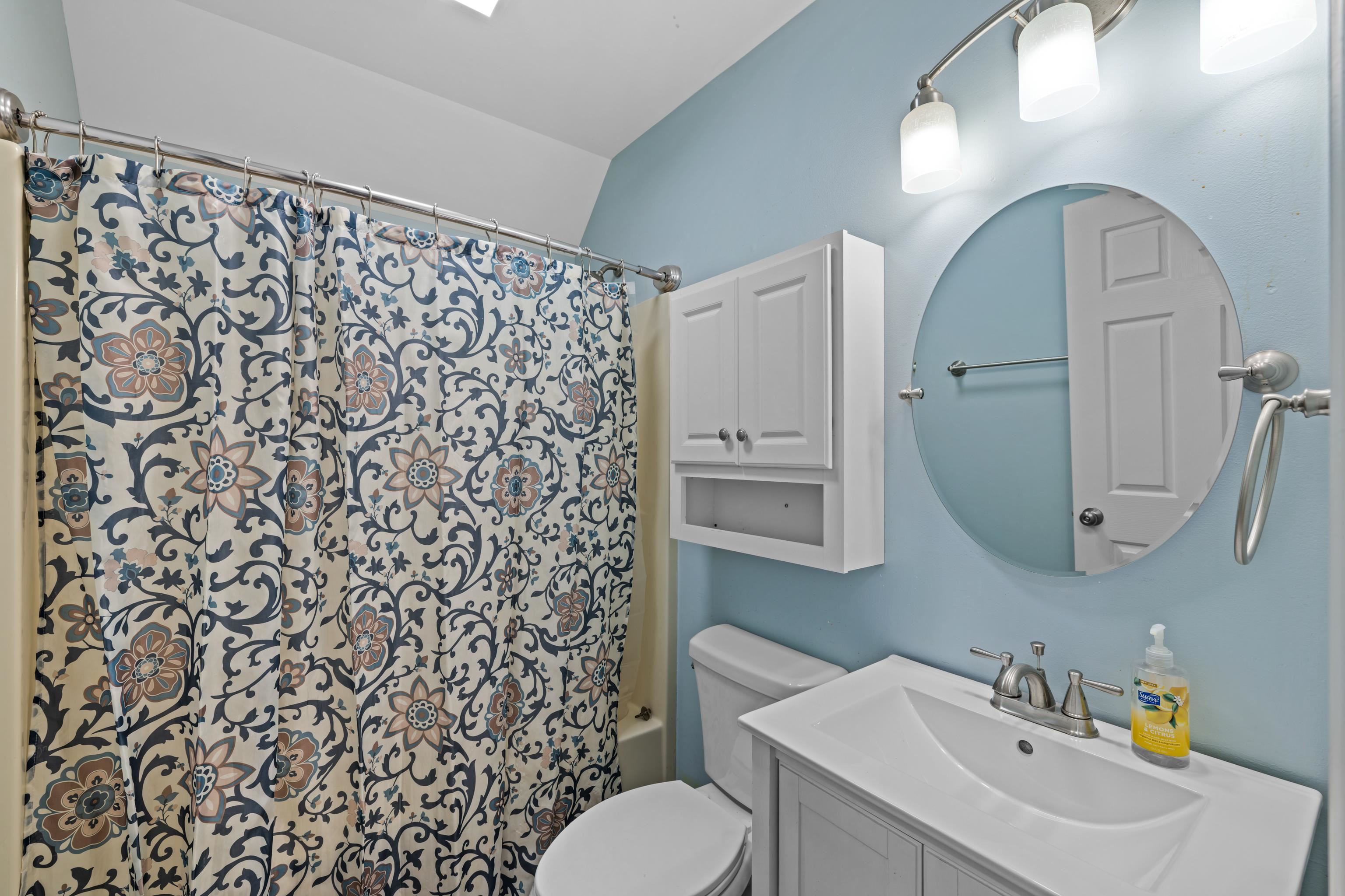40 N BEAR DEN RD, WAYNESBORO, Virginia 22980, 4 Bedrooms Bedrooms, ,2 BathroomsBathrooms,Residential,40 N BEAR DEN RD,667085 MLS # 667085