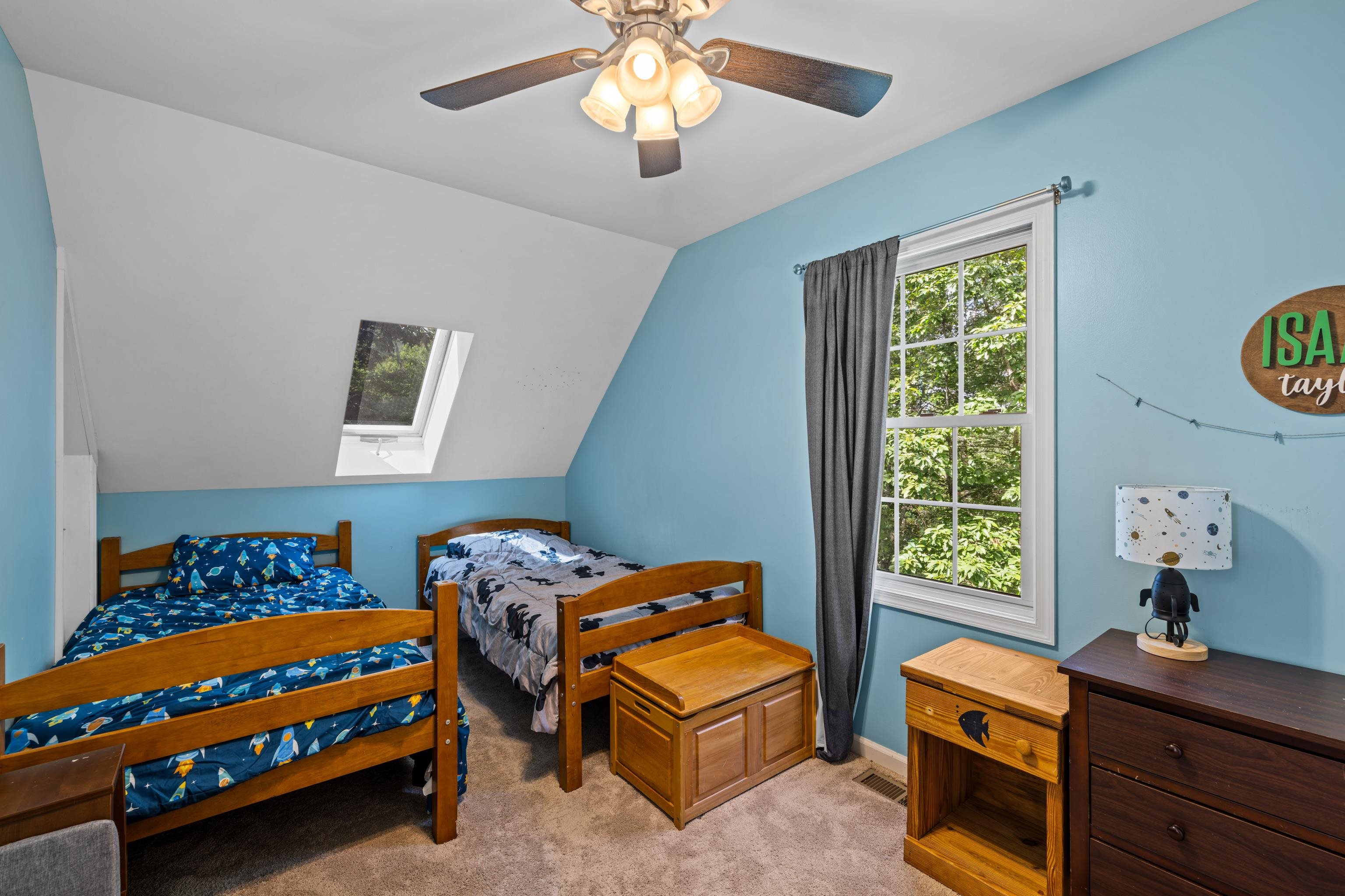 40 N BEAR DEN RD, WAYNESBORO, Virginia 22980, 4 Bedrooms Bedrooms, ,2 BathroomsBathrooms,Residential,40 N BEAR DEN RD,667085 MLS # 667085