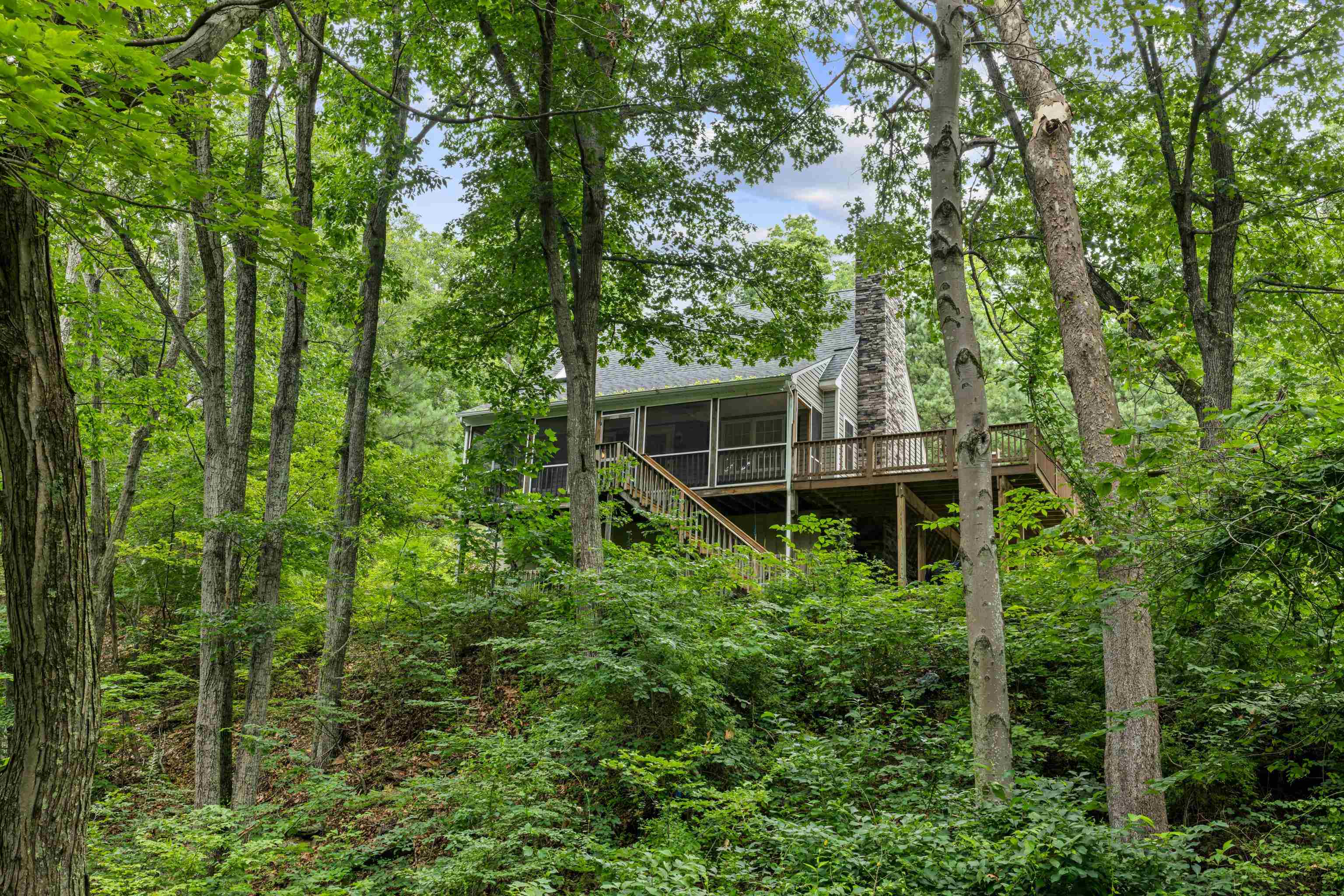 40 N BEAR DEN RD, WAYNESBORO, Virginia 22980, 4 Bedrooms Bedrooms, ,2 BathroomsBathrooms,Residential,40 N BEAR DEN RD,667085 MLS # 667085