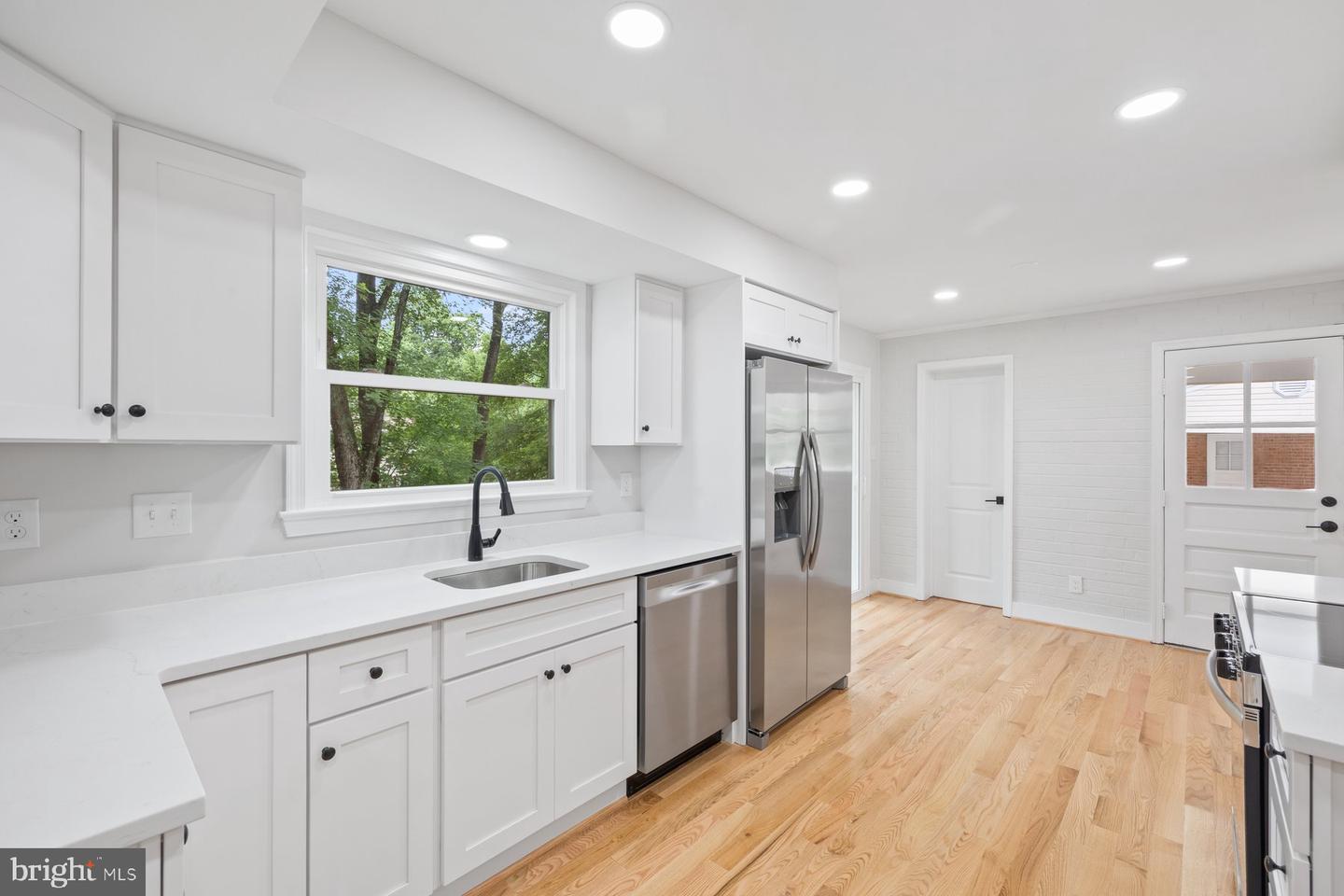 6712 HUNTSMAN BLVD, SPRINGFIELD, Virginia 22152, 4 Bedrooms Bedrooms, ,3 BathroomsBathrooms,Residential,For sale,6712 HUNTSMAN BLVD,VAFX2247694 MLS # VAFX2247694