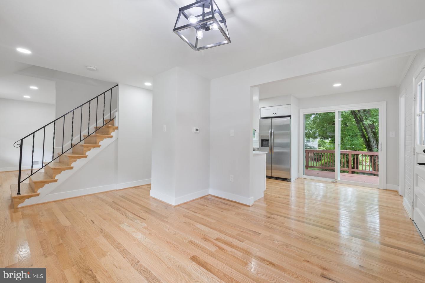6712 HUNTSMAN BLVD, SPRINGFIELD, Virginia 22152, 4 Bedrooms Bedrooms, ,3 BathroomsBathrooms,Residential,For sale,6712 HUNTSMAN BLVD,VAFX2247694 MLS # VAFX2247694