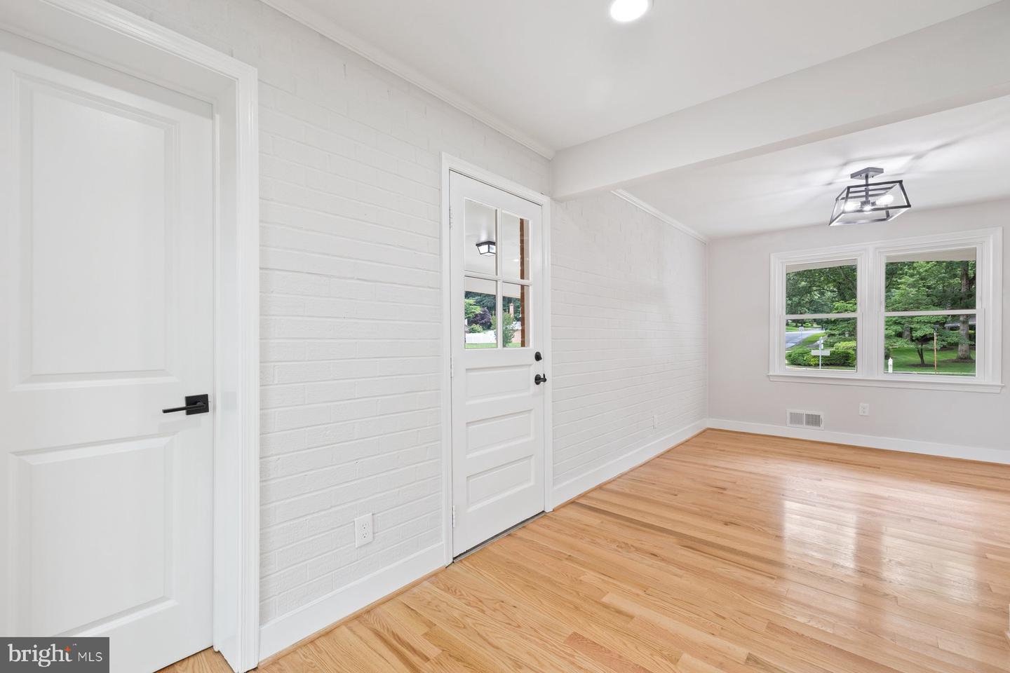 6712 HUNTSMAN BLVD, SPRINGFIELD, Virginia 22152, 4 Bedrooms Bedrooms, ,3 BathroomsBathrooms,Residential,For sale,6712 HUNTSMAN BLVD,VAFX2247694 MLS # VAFX2247694
