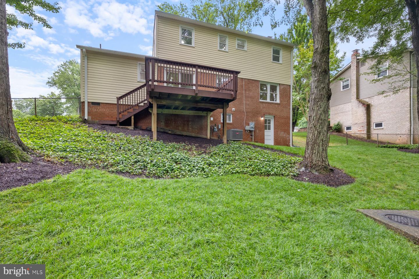 6712 HUNTSMAN BLVD, SPRINGFIELD, Virginia 22152, 4 Bedrooms Bedrooms, ,3 BathroomsBathrooms,Residential,For sale,6712 HUNTSMAN BLVD,VAFX2247694 MLS # VAFX2247694