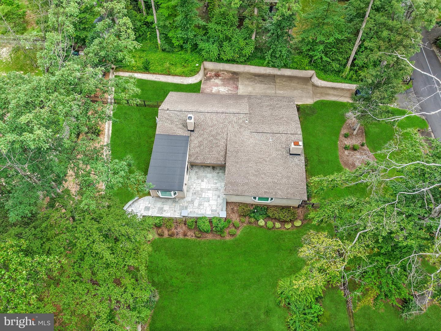7400 BRADDOCK RD, ANNANDALE, Virginia 22003, 3 Bedrooms Bedrooms, ,3 BathroomsBathrooms,Residential,For sale,7400 BRADDOCK RD,VAFX2250446 MLS # VAFX2250446