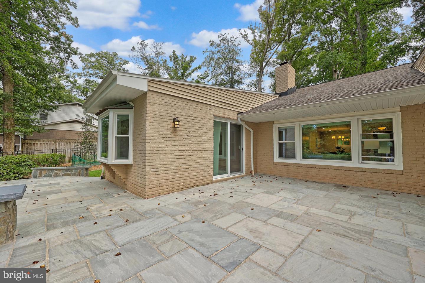 7400 BRADDOCK RD, ANNANDALE, Virginia 22003, 3 Bedrooms Bedrooms, ,3 BathroomsBathrooms,Residential,For sale,7400 BRADDOCK RD,VAFX2250446 MLS # VAFX2250446