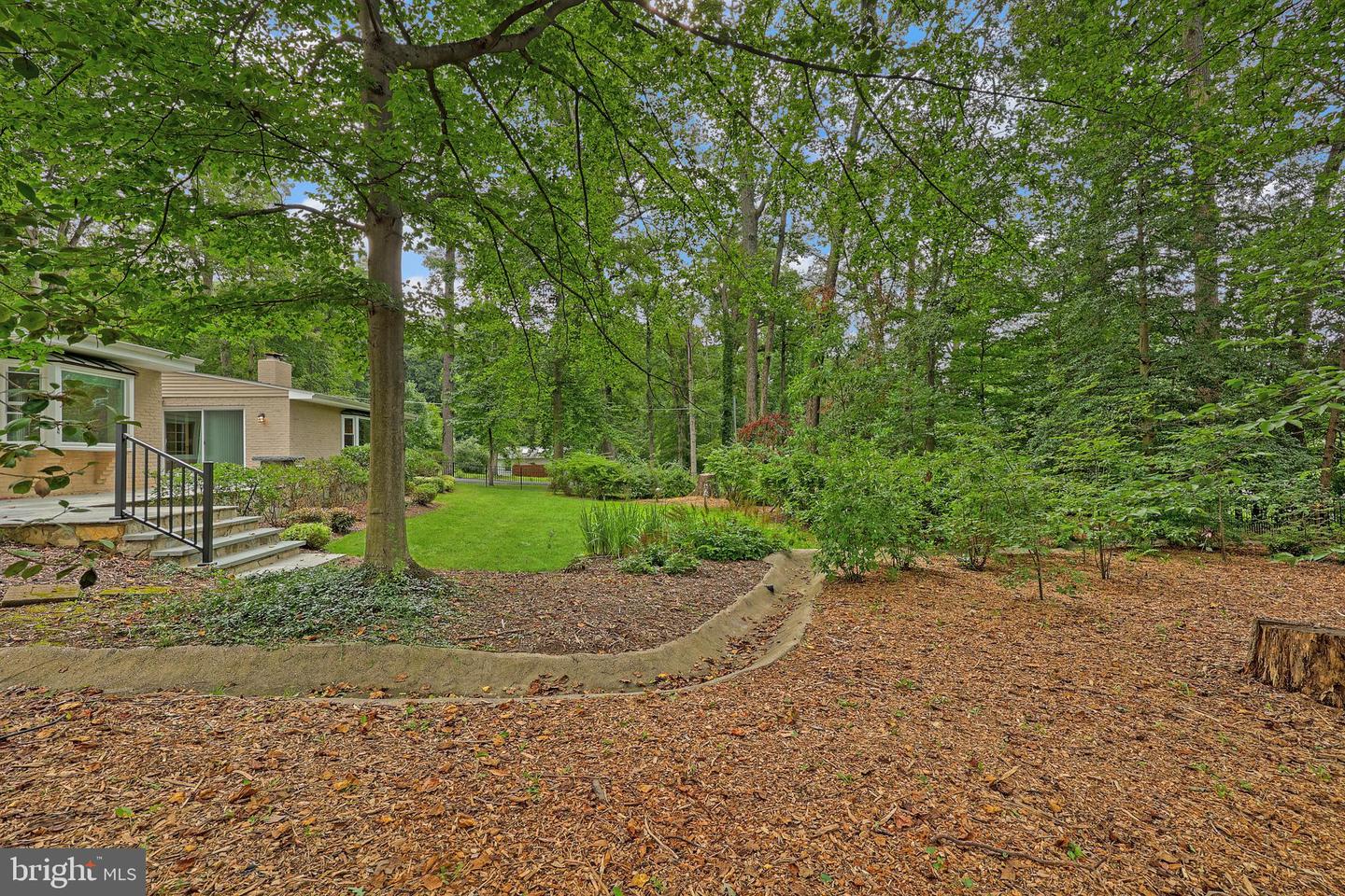 7400 BRADDOCK RD, ANNANDALE, Virginia 22003, 3 Bedrooms Bedrooms, ,3 BathroomsBathrooms,Residential,For sale,7400 BRADDOCK RD,VAFX2250446 MLS # VAFX2250446
