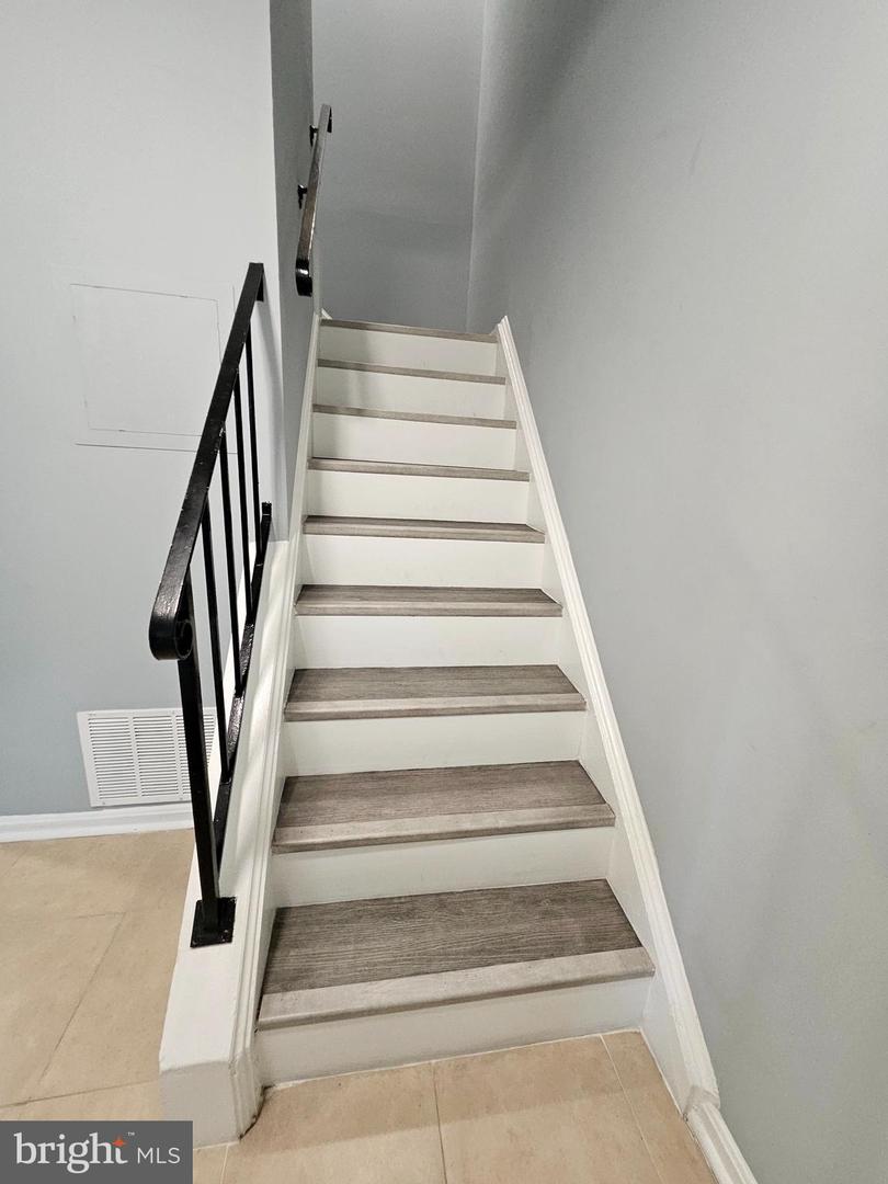 7615 GLENOLDEN PL, MANASSAS, Virginia 20111, 3 Bedrooms Bedrooms, ,1 BathroomBathrooms,Residential,For sale,7615 GLENOLDEN PL,VAPW2099144 MLS # VAPW2099144