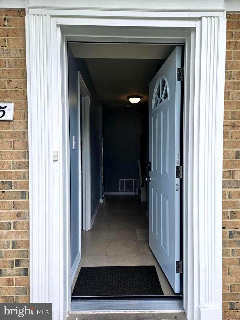 7615 GLENOLDEN PL, MANASSAS, Virginia 20111, 3 Bedrooms Bedrooms, ,1 BathroomBathrooms,Residential,For sale,7615 GLENOLDEN PL,VAPW2099144 MLS # VAPW2099144