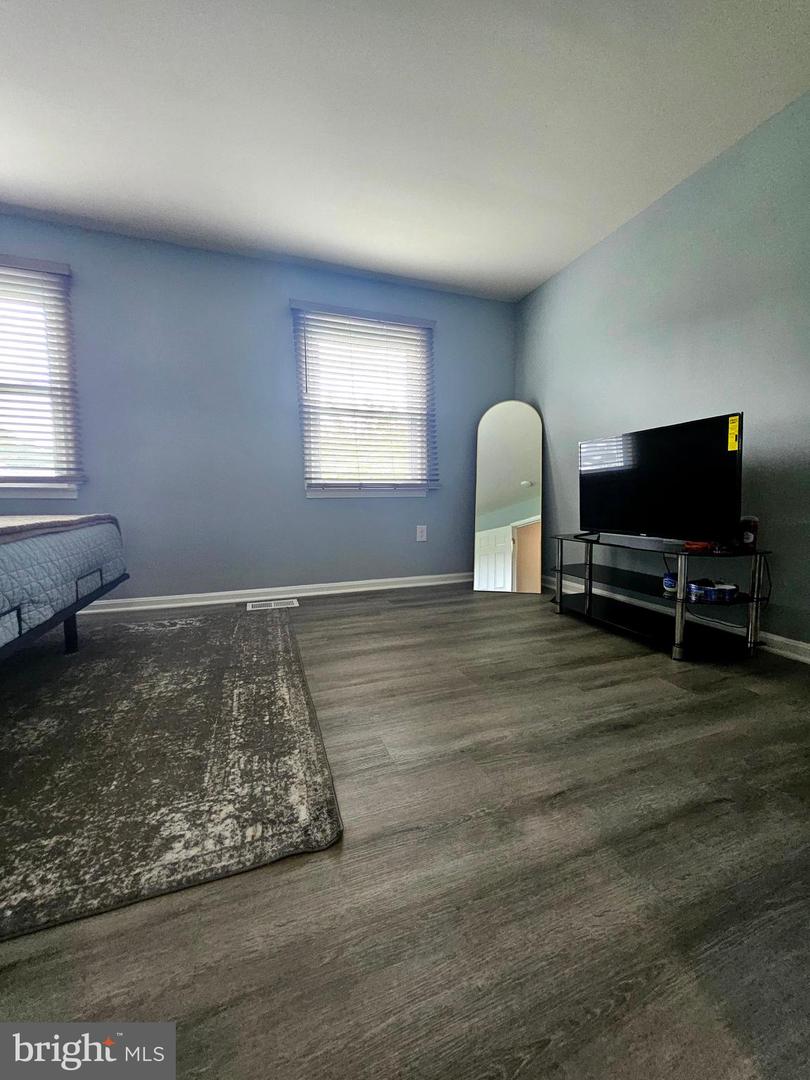 7615 GLENOLDEN PL, MANASSAS, Virginia 20111, 3 Bedrooms Bedrooms, ,1 BathroomBathrooms,Residential,For sale,7615 GLENOLDEN PL,VAPW2099144 MLS # VAPW2099144