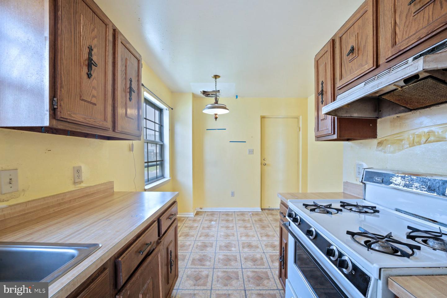 4308 VARNUM PL NE, WASHINGTON, District Of Columbia 20017, 4 Bedrooms Bedrooms, ,3 BathroomsBathrooms,Residential,For sale,4308 VARNUM PL NE,DCDC2210444 MLS # DCDC2210444